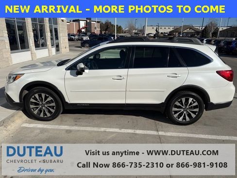 Used 2015 Subaru Outback 2.5i Limited image 1