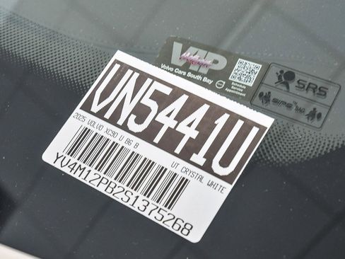 Used 2025 Volvo XC90 B5 Plus w/ Protection Package Premier image 35