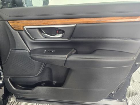 Used 2021 Honda CR-V Touring image 43