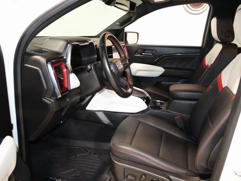 Used 2023 GMC Canyon AT4X image 35