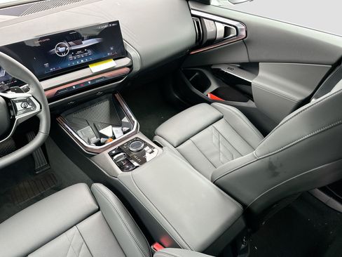 New 2026 BMW X3 xDrive30i w/ Premium Package AWD/4WD image 18