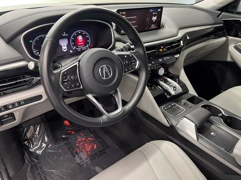 Used 2023 Acura MDX FWD w/ Technology Package image 16