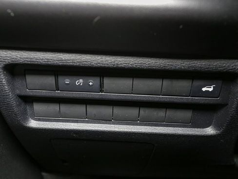 Used 2024 Mitsubishi Outlander SE image 35