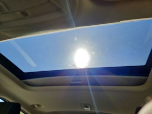 Used 2018 Ford Focus SEL image 30