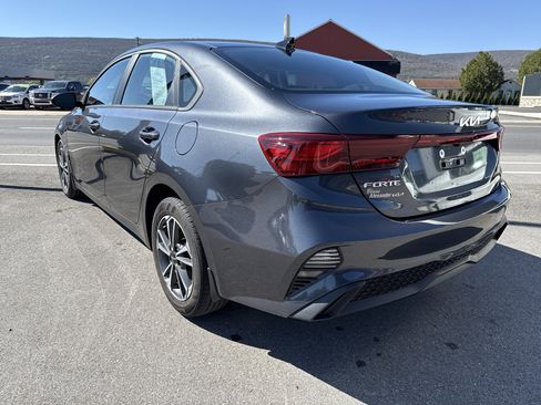 Certified 2023 Kia Forte LXS FWD image 6