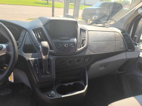 Used 2017 Ford Transit 250 130 Low Roof image 28