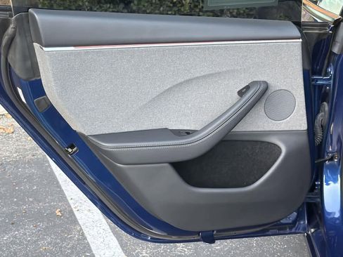 Used 2024 Tesla Model 3 Standard Range image 28