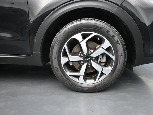 Used 2020 Kia Sportage LX image 10