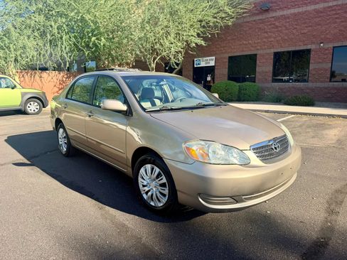 Used 2005 Toyota Corolla LE w/ JBL Value Pkg FWD image 3