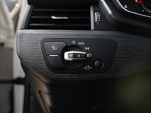 Used 2018 Audi A4 2.0T allroad Premium Plus image 20