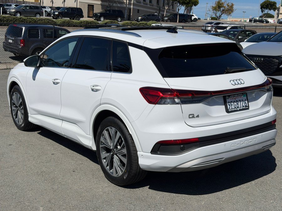 Used 2023 Audi Q4 e-tron Premium Plus w/ Premium Plus RWD image 7