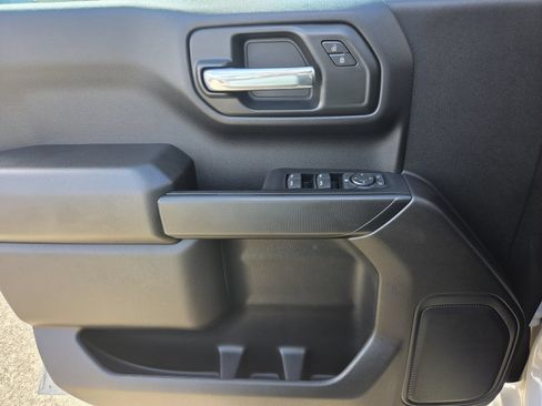 Used 2026 Chevrolet Silverado 1500 Custom w/ Turbomax Blackout Package RWD image 14