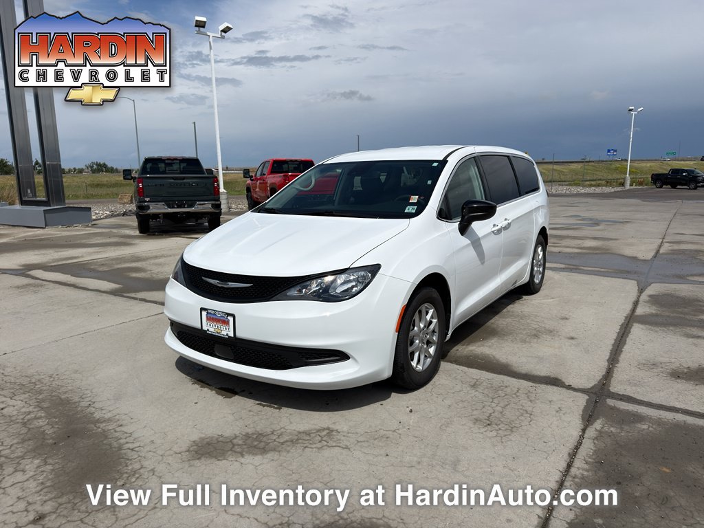 Used 2024 Chrysler Voyager LX FWD image 1