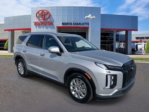 Used 2025 Hyundai Palisade SEL image 3