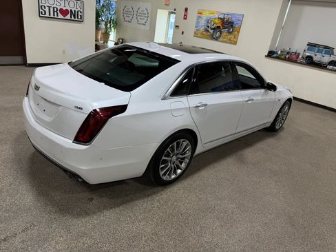Used 2018 Cadillac CT6 Luxury AWD/4WD image 15