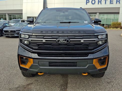 New 2025 Ford Expedition Tremor image 2