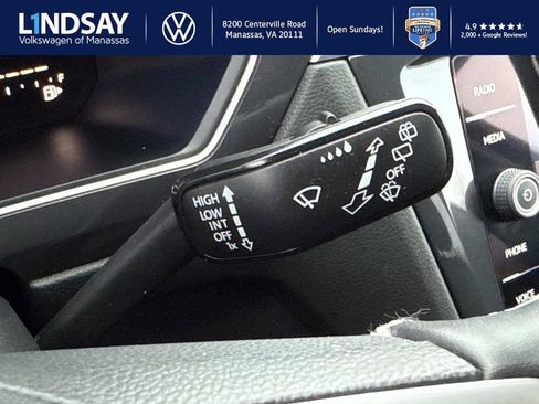 Used 2022 Volkswagen Tiguan SE image 20