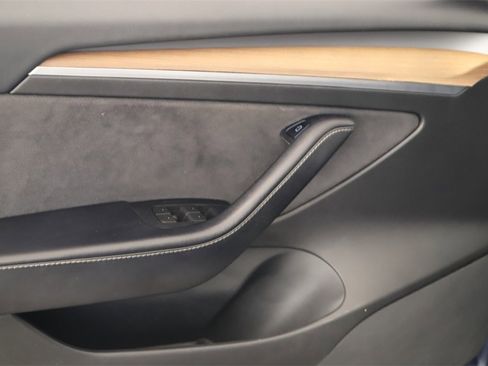 Used 2022 Tesla Model 3 Long Range image 23