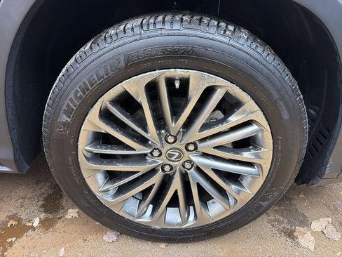 Used 2020 Lexus RX 450h AWD w/ Luxury Package image 35