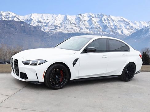 Used 2025 BMW M3 Competition image 2