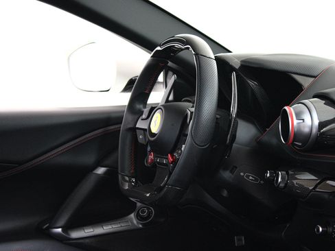 Used 2020 Ferrari 812 Superfast RWD image 30