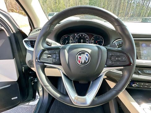 Used 2023 Buick Enclave Avenir w/ Avenir Technology Package FWD image 18