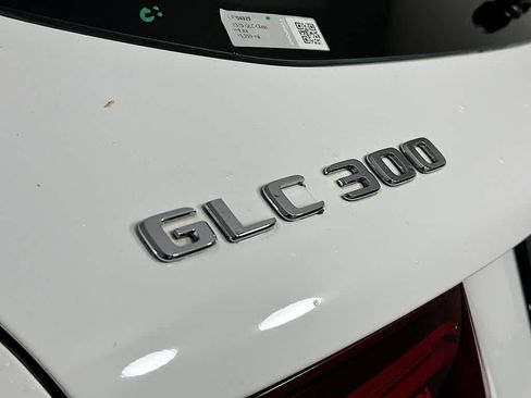 Used 2020 Mercedes-Benz GLC 300 4MATIC image 7