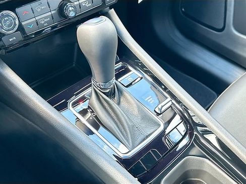 New 2026 Jeep Compass Latitude image 11