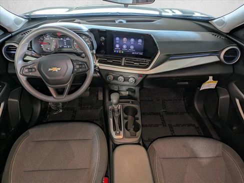 Used 2024 Chevrolet Trax LS image 16
