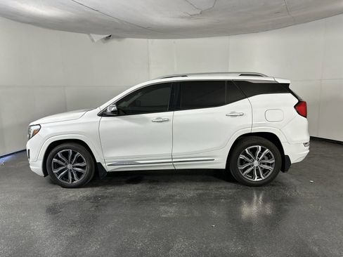 Used 2018 GMC Terrain Denali w/ Advanced Safety Package FWD image 5