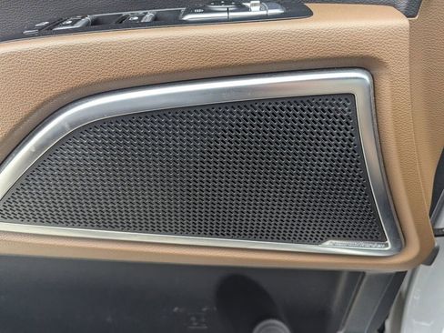 Used 2022 Kia Telluride SX w/ SX Prestige Package image 18