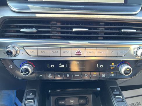 Used 2022 Kia Telluride SX w/ SX Prestige Package AWD/4WD image 19