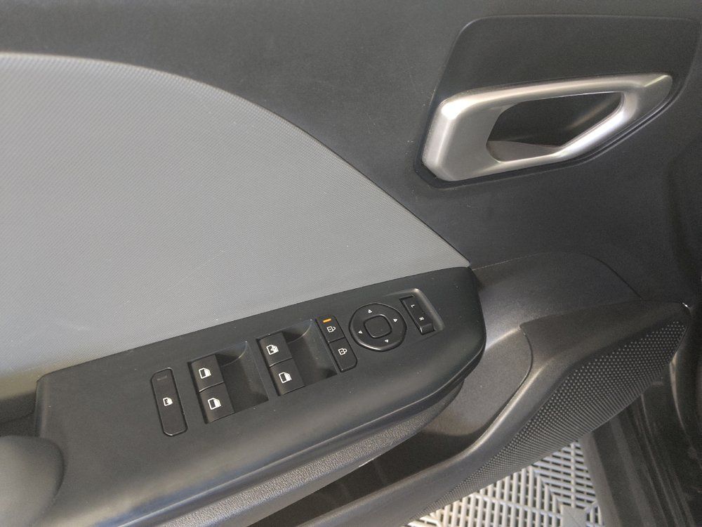 Used 2025 Kia K4 FWD image 27