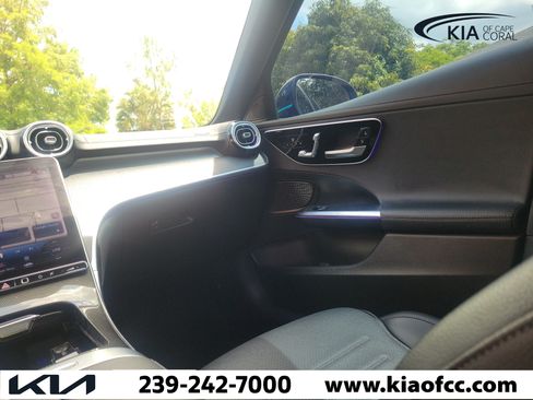 Used 2023 Mercedes-Benz C 300 4MATIC Sedan image 15