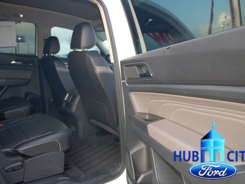 Used 2022 Volkswagen Atlas SEL Premium AWD/4WD image 15