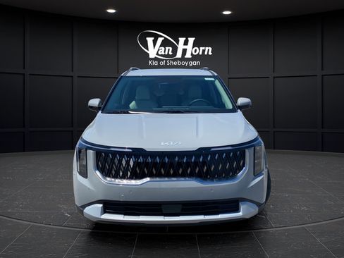 New 2026 Kia Carnival EX FWD image 3