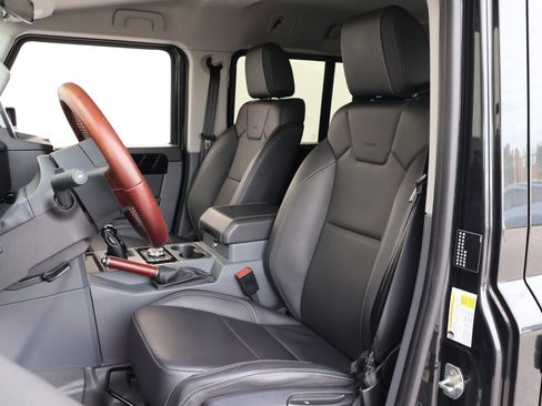 Used 2024 INEOS Grenadier Fieldmaster Edition image 2