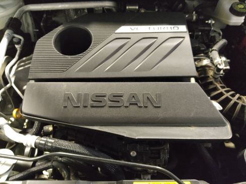 Used 2024 Nissan Rogue SV AWD/4WD image 30