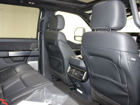 New 2026 Ford F250 Platinum image 36