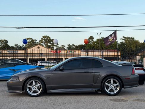 Used 2003 Ford Mustang GT RWD image 10