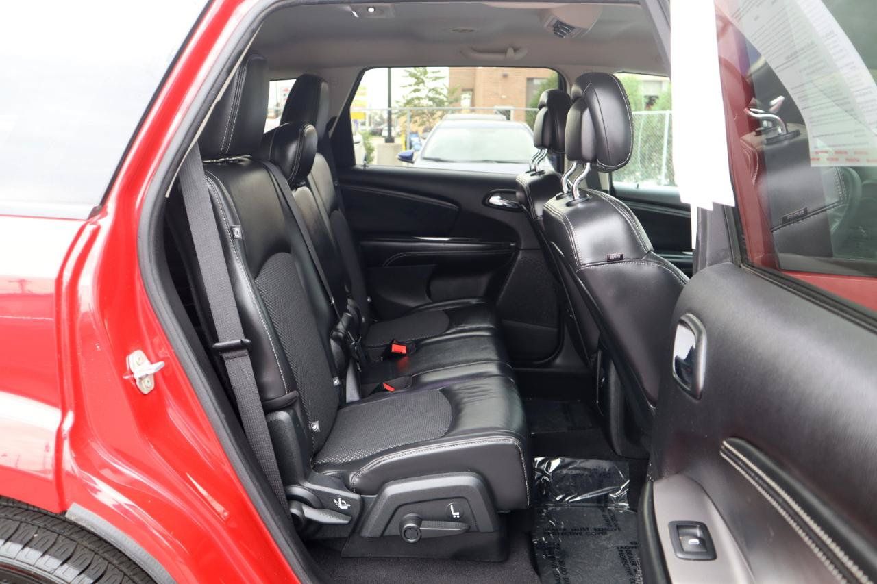Used 2016 Dodge Journey Crossroad FWD image 12