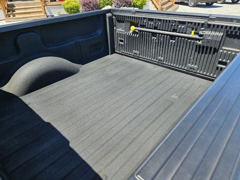 Used 2014 Ford F150 Lariat w/ Equipment Group 501A Mid AWD/4WD image 11