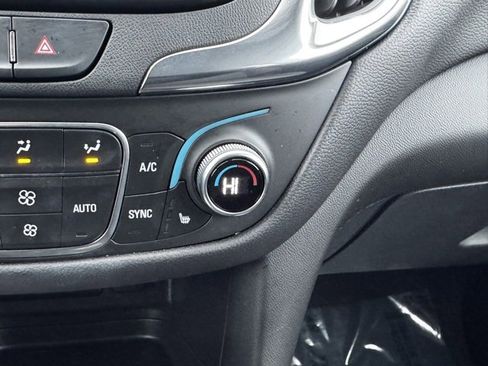 Certified 2023 Chevrolet Equinox LT w/ Driver Convenience Package image 13