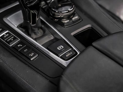 Used 2016 BMW X6 xDrive50i AWD/4WD image 25