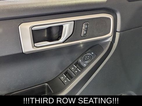Used 2022 Ford Explorer 2WD image 15