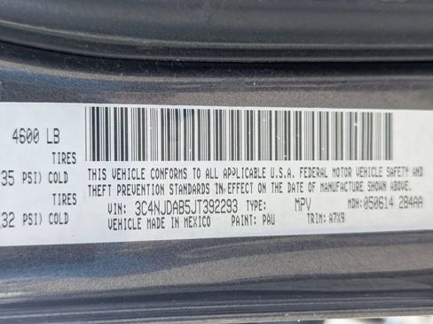 Used 2018 Jeep Compass Sport AWD/4WD image 12