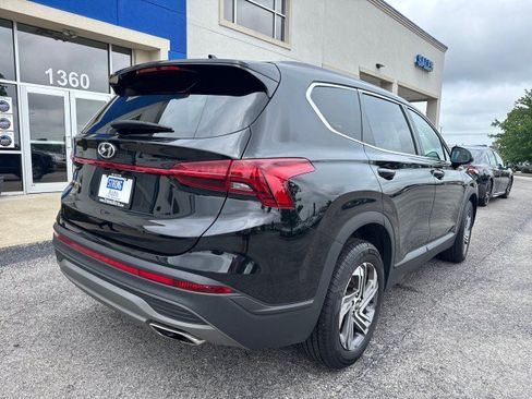Used 2023 Hyundai Santa Fe SE FWD image 17
