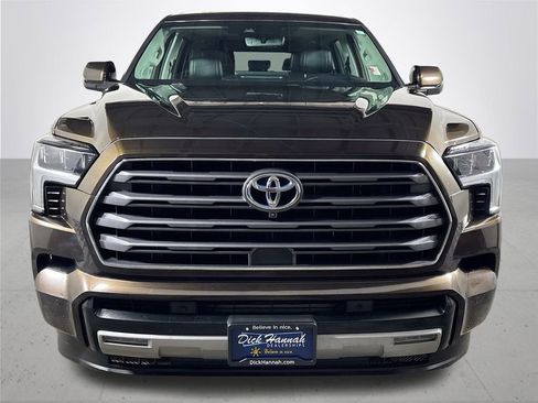 Used 2023 Toyota Sequoia Limited image 3