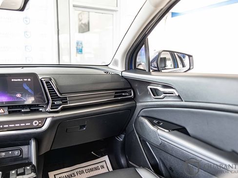Used 2023 Kia Sportage EX image 36