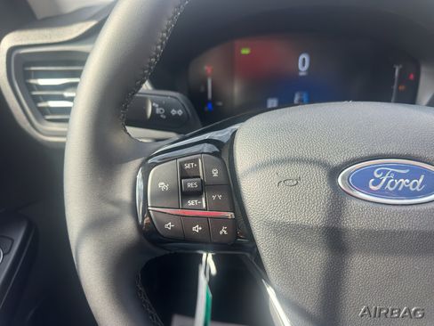 New 2026 Ford Escape SE FWD image 30
